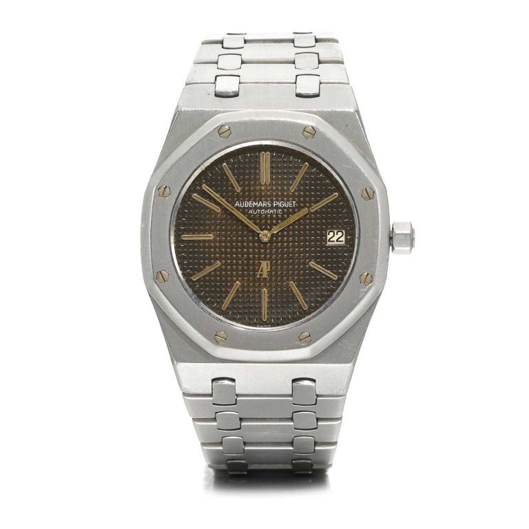 Kỳ Lân Luxury duoc thiet ke boi gerald genta duy nhat cho audemars piguet chiec royal oak 5402 bang thep khong gi 39mm co gia tuong duong mot chiec jaguar khi no duoc gioi thieu vao nam 1972 Thương hiệu Gerald Genta hồi sinh