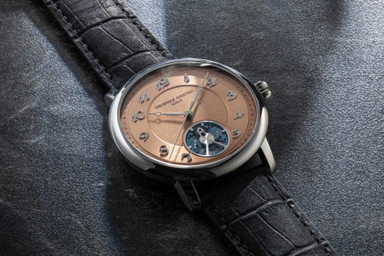 Kỳ Lân Luxury frederique constant revolution slimline monolithic fp s 5 Đồng hồ Frederique Constant được sản xuất chỉ với 100 mẫu