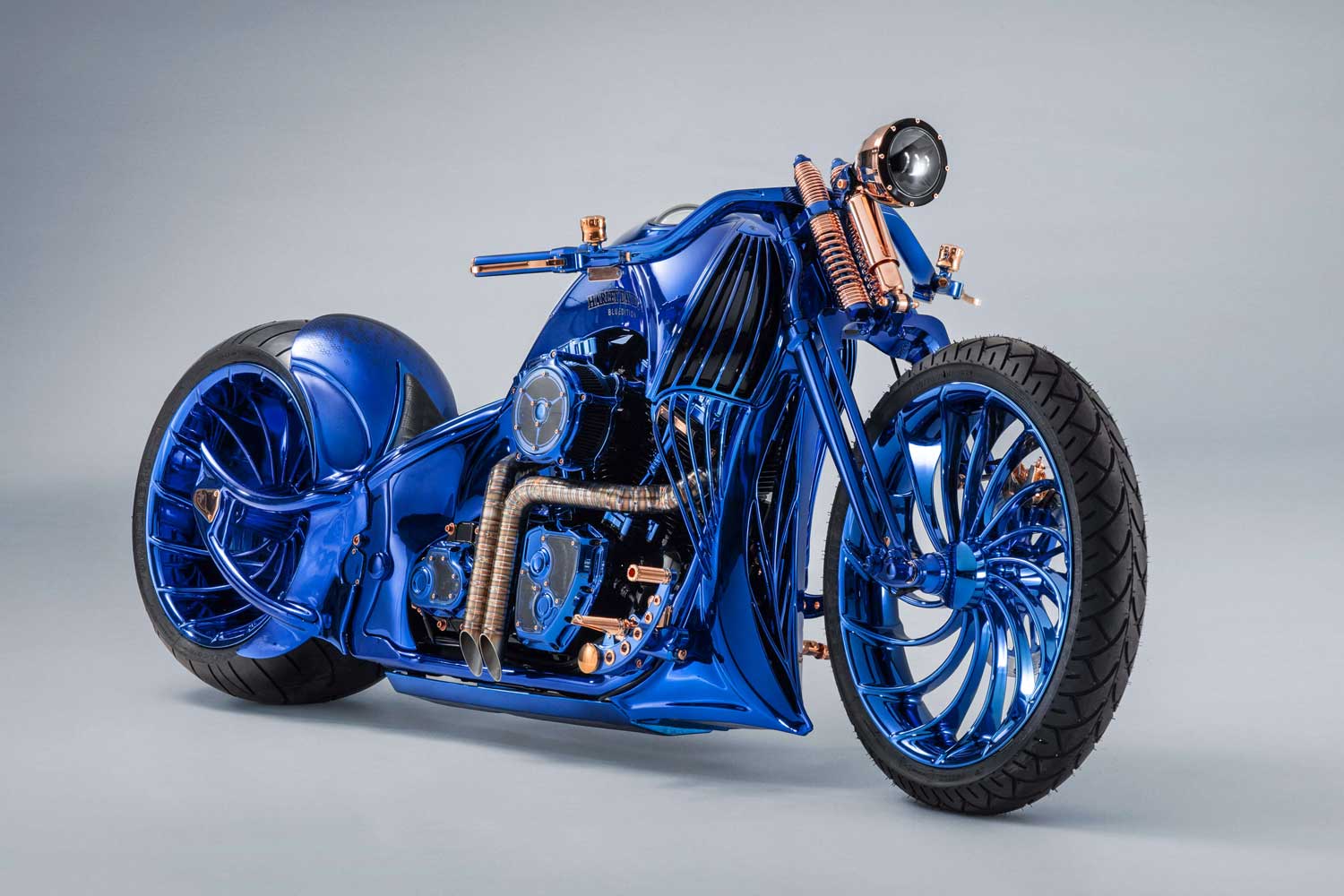 Kỳ Lân Luxury harley davidson mau xanh bucherer Đồng hồ Jacob & Co. Astronomia Tourbillon và Epic X Black Titanium Bucherer Blue