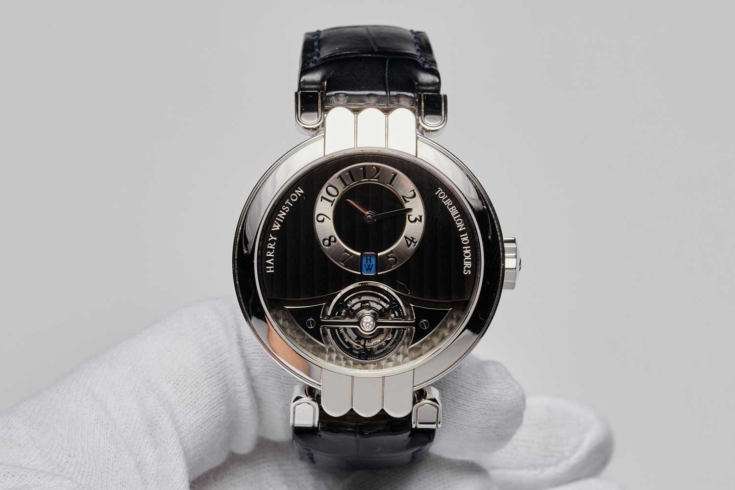 Skeletons & Tourbillons bộ sưu tập đồng hồ đấu giá