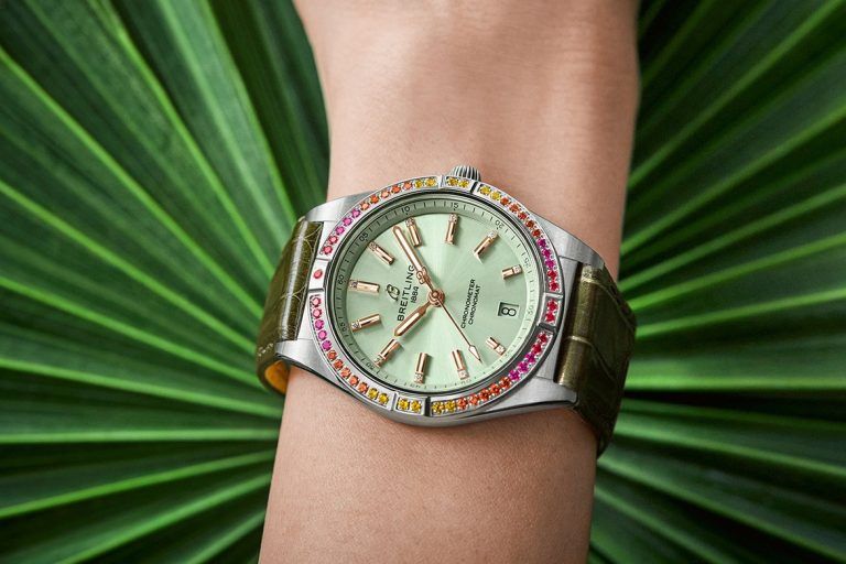 Kỳ Lân Luxury https hypebeast com image 2021 03 breitling brings splash tropical color south seas capsule collection 05 Top 9 dòng đồng hồ xanh lá cây xuất sắc nhất hiện nay bạn nên biết