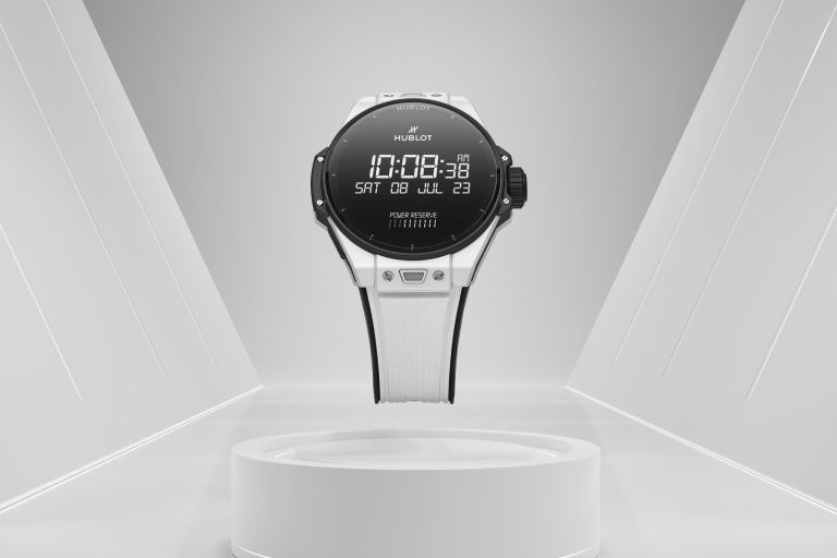 Kỳ Lân Luxury hublot big bang e gen3 white ceramic 44mm 2 Hublot Big Bang E Gen3 White Ceramic 44mm