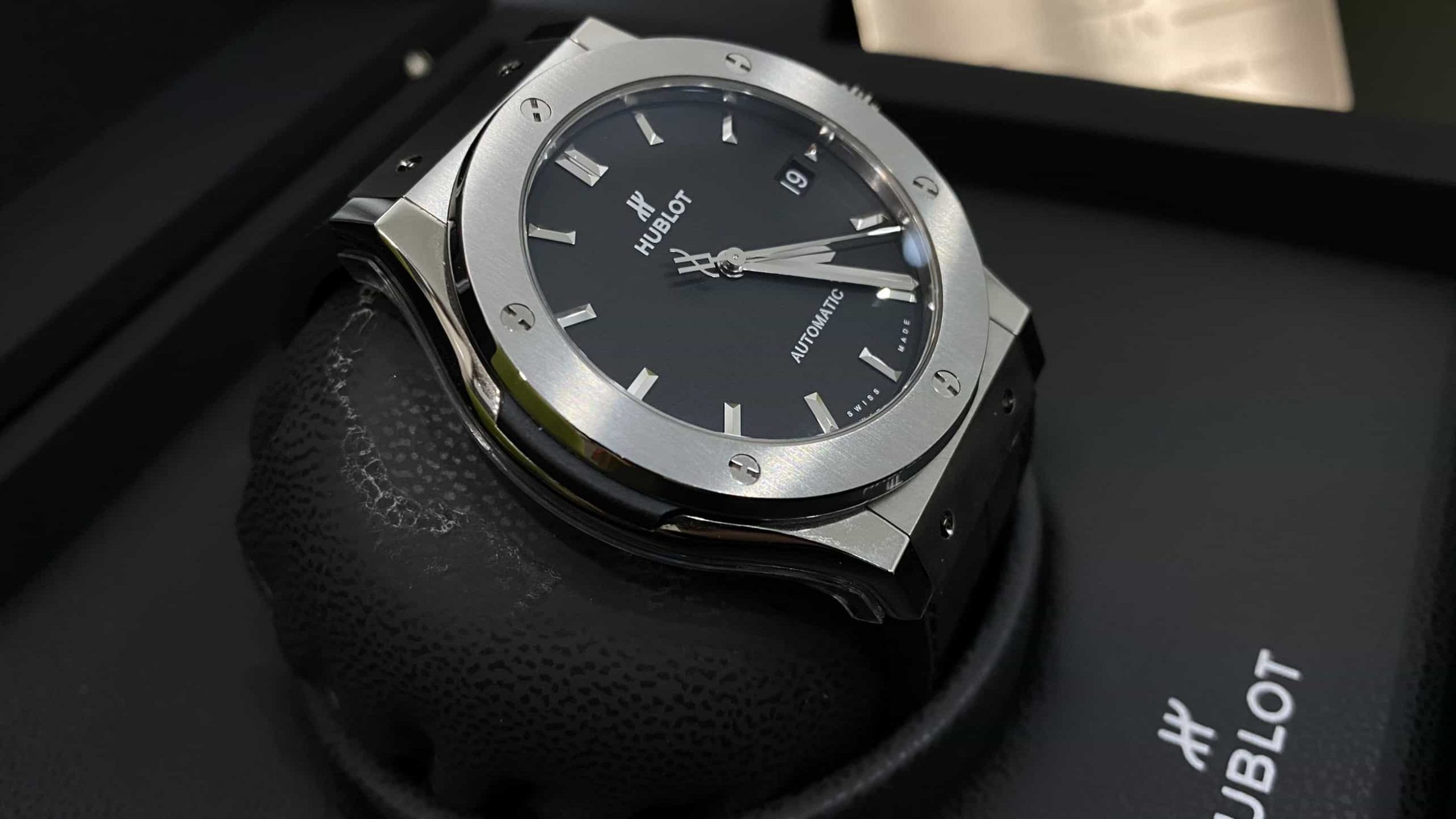 Kỳ Lân Luxury hublot classic fusion 9 scaled Hublot Classic Fusion