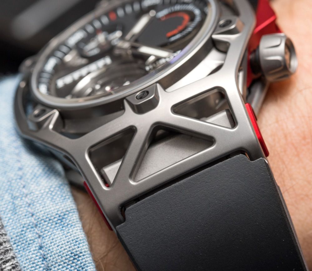 Kỳ Lân Luxury hublot techframe ferrari 70 years tourbillon chronograph 8 Hublot Techframe Ferrari Tourbillon Chronograph Titanium