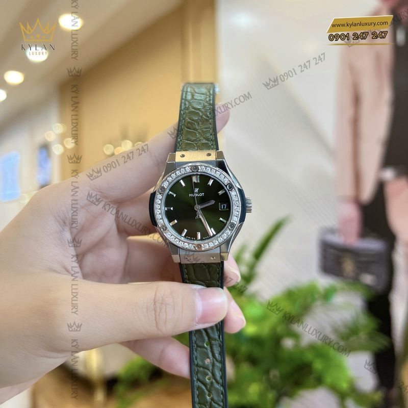 Kỳ Lân Luxury img 1665 1 1 jpeg 1 1 ĐỒNG HỒ HUBLOT CLASSIC FUSION GREEN TITANIUM DIAMONDS 33MM