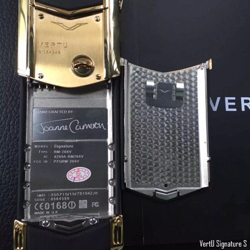 Kỳ Lân Luxury ks So sánh sự khác nhau cơ bản giữa Vertu Signature S đời 2015 và 2017?