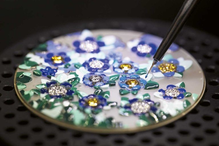 Kỳ Lân Luxury lady arpels heures florales 1 Đồng hồ Van Cleef & Arpels Poetic Complications