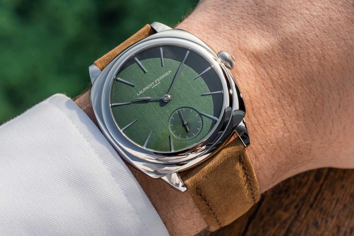 Kỳ Lân Luxury laurent ferrier classic square micro rotor evergreen Đồng hồ Laurent Ferrier Classic & Square Micro-Rotor Evergreen