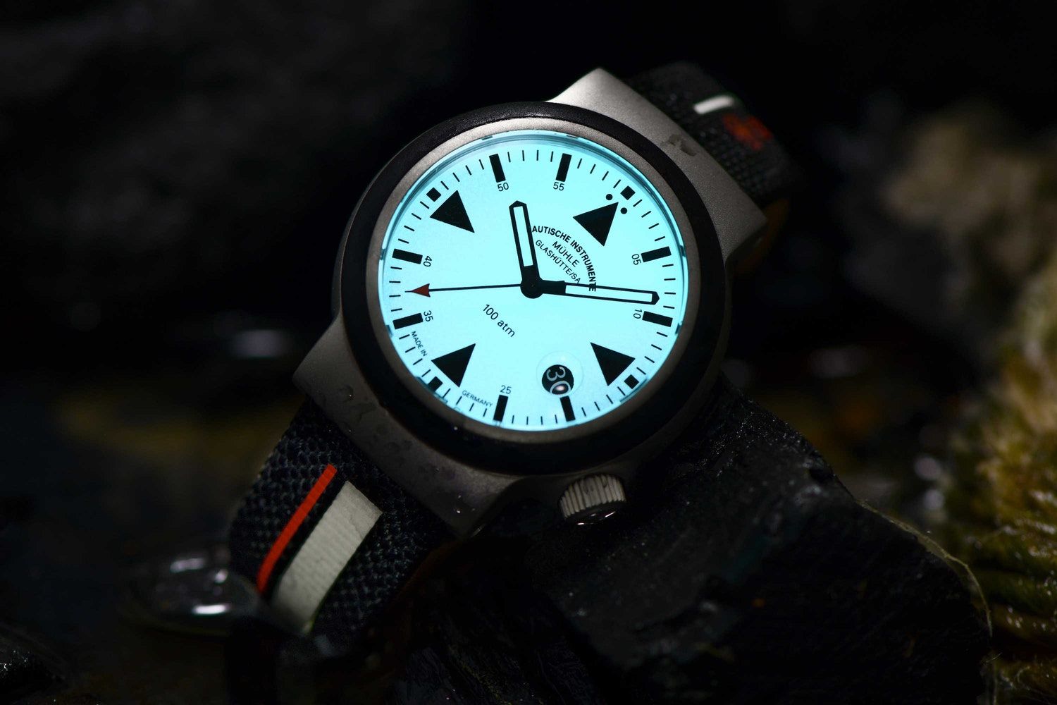 Mühle-Glashütte SAR Rescue-Timer LUMEN chiếc đồng hồ cứu hộ