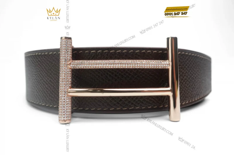 Kỳ Lân Luxury mat lung day nit hermes vang dinh kim cuong 1 1 scaled 1 Mặt Thắt Lưng Chữ H Vàng Nguyên Khối 18k Au750 Đính Kim Cương