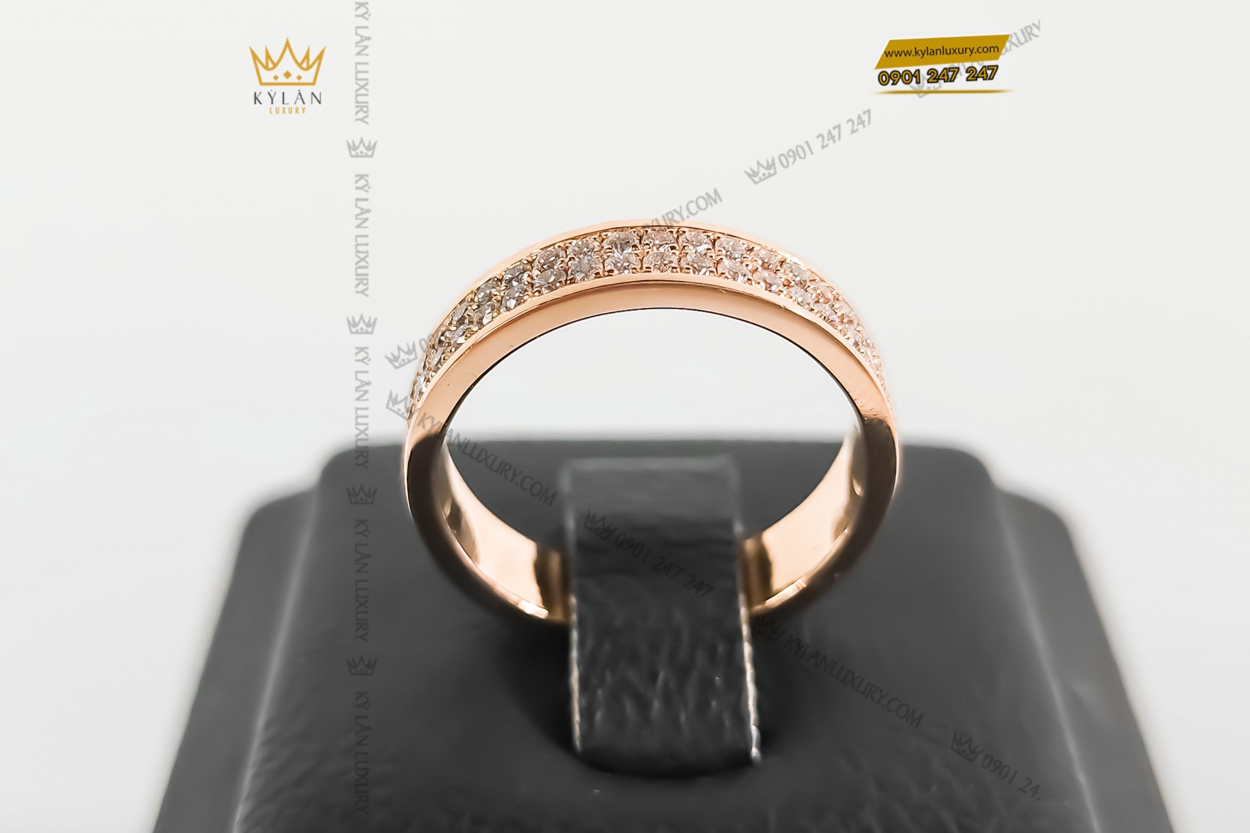 Kỳ Lân Luxury nhan nu vang nguyen khoi 18k au750 dinh kim cuong 8 scaled Nhẫn nữ vàng nguyên khối 18k Au750 đính 2 hàng kim cương