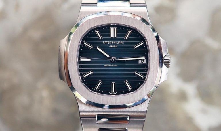 Kỳ Lân Luxury patek philippe new nautilus in acciaio 5711 1a blue dial watch Top 3 dòng đồng hồ Patek Philippe Nautilus được mong muốn sở hữu ở KỲ LÂN LUXURY