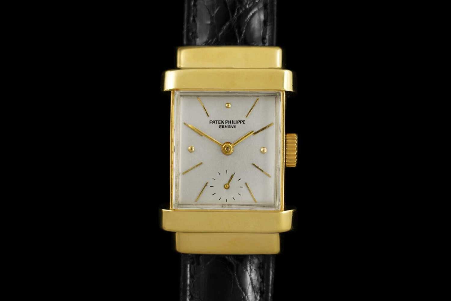 P800 khá độc đáo, vỏ của chiếc Jaeger-LeCoultre năm 1956 này mỏng một cách tuyệt vời.
