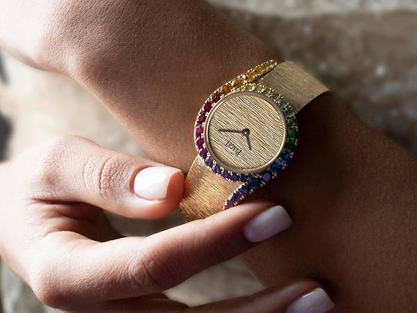 Kỳ Lân Luxury piaget limelight gala rainbow g0a46188 Điểm mặt các mẫu đồng hồ đầy màu sắc đang khuấy động thị trường trong năm 2021 (TIẾP)