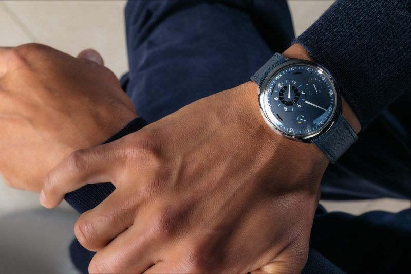 Kỳ Lân Luxury ressence type 2n night blue 696467483 3 800x533 1 Top các dòng đồng hồ nam thanh lịch nhất trong năm 2021