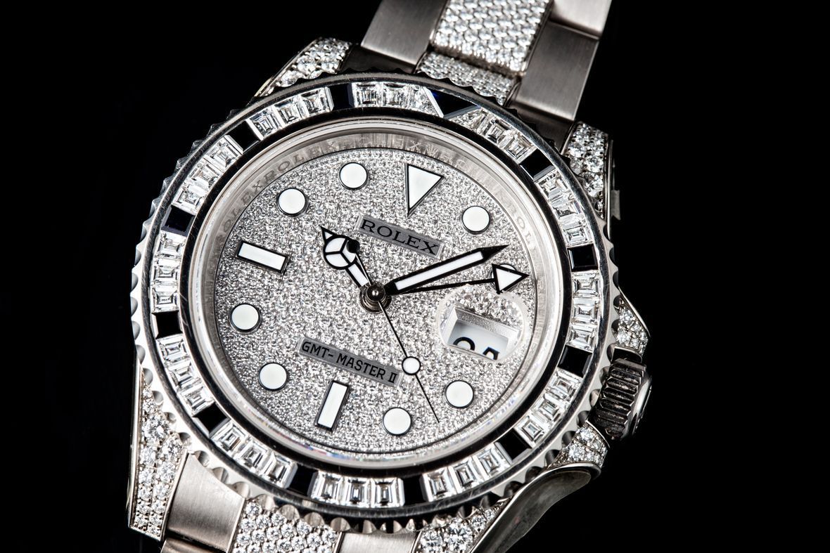 Kỳ Lân Luxury rolex gmt 116759 3 3 1 Tìm hiểu về đồng hồ Đá quý: Đẳng cấp mang tên Rolex