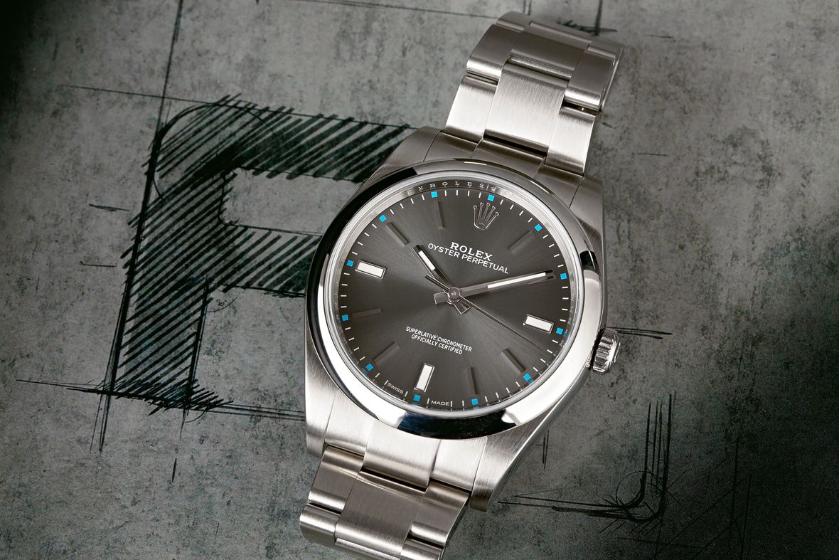 Kỳ Lân Luxury rolex oysterperpetual 114300 5d3 0108 2 edit 2 BẬT MÝ CÁCH CHỌN MUA ĐỒNG HỒ ROLEX OYSTER PERPETUAL CHO NGƯỜI MỚI SỬ DỤNG (TIẾP)