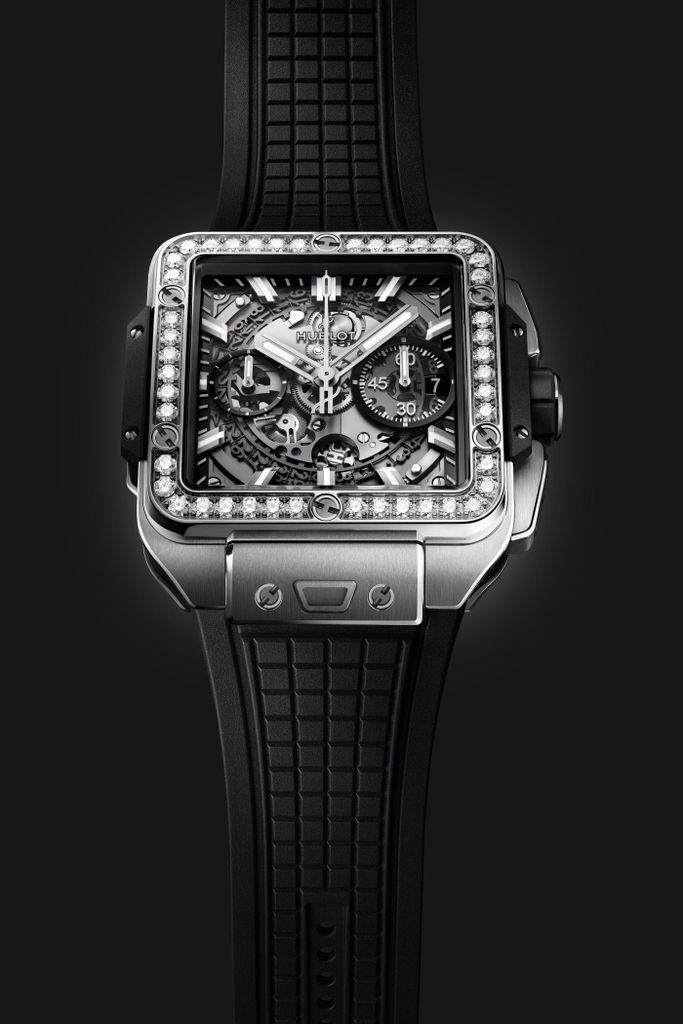 Kỳ Lân Luxury square bang unico titanium diamonds 42mm ad shot 2 1 Đồng hồ Hublot Square Bang Unico Titanium Diamonds 821.NX.0170.RX.1204