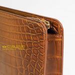 Kỳ Lân Luxury tu i cluch da ca alligator 8 1 scaled 1 Túi clutch da cá alligator brown