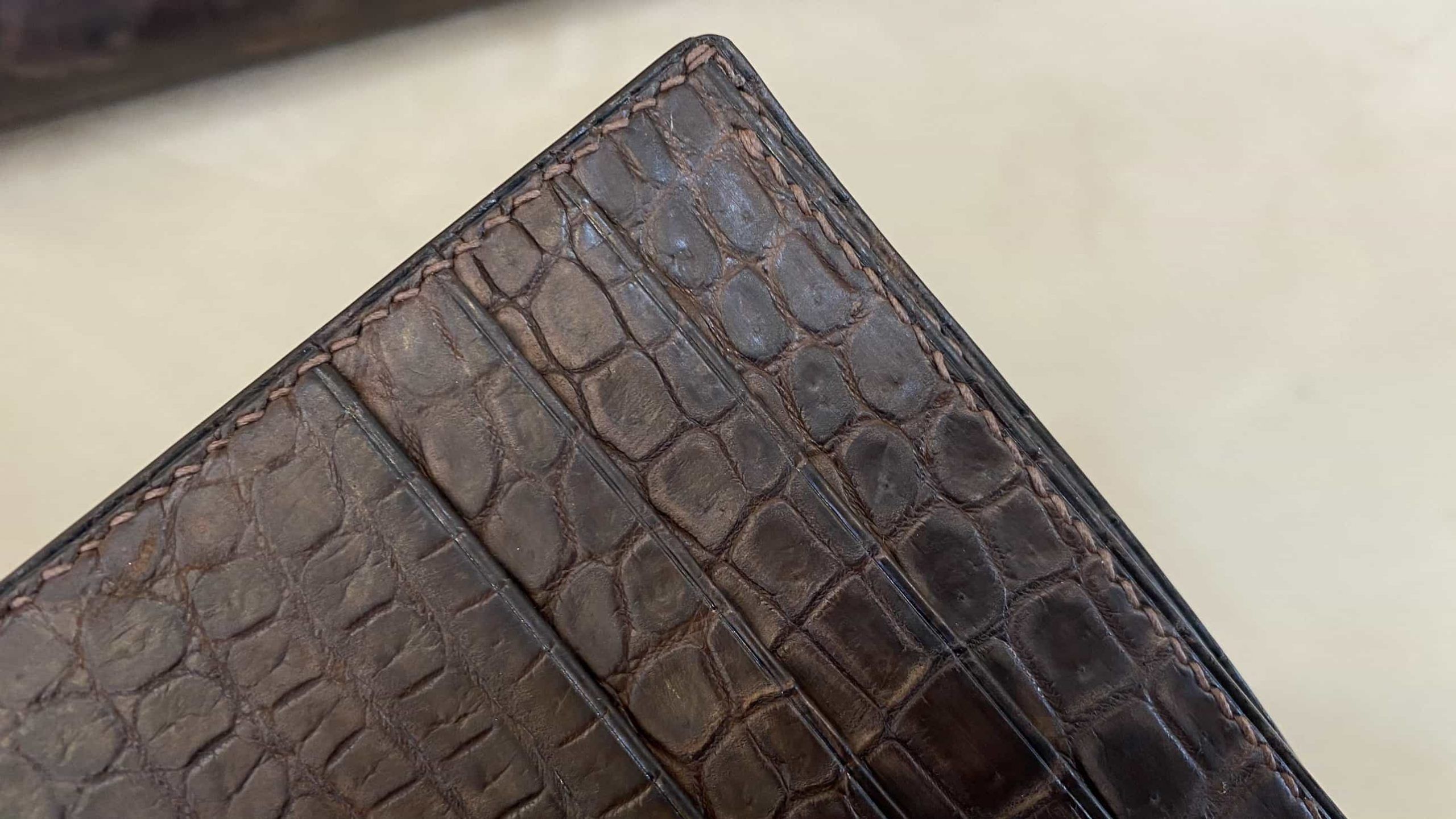 Kỳ Lân Luxury tu i cluth ca sa u limited 33 scaled Túi Cluth Da Cá Limited