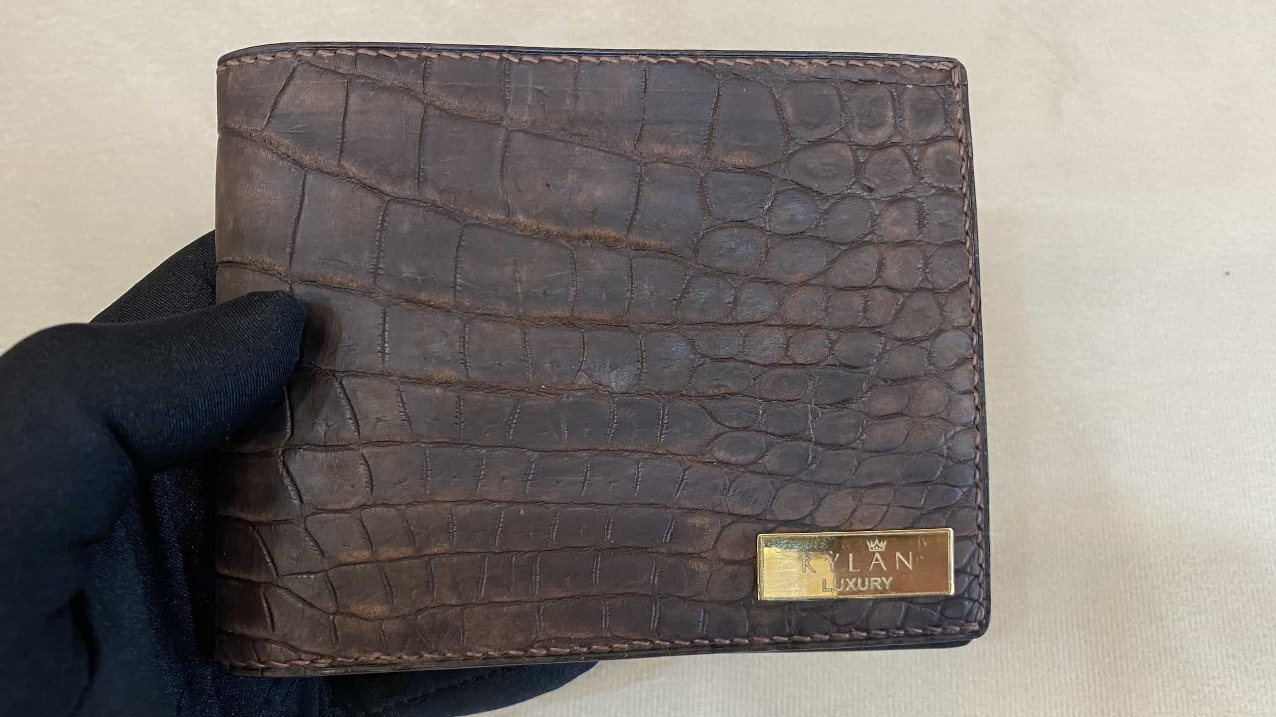 Kỳ Lân Luxury tu i cluth ca sa u limited 38 scaled Túi Cluth Da Cá Limited