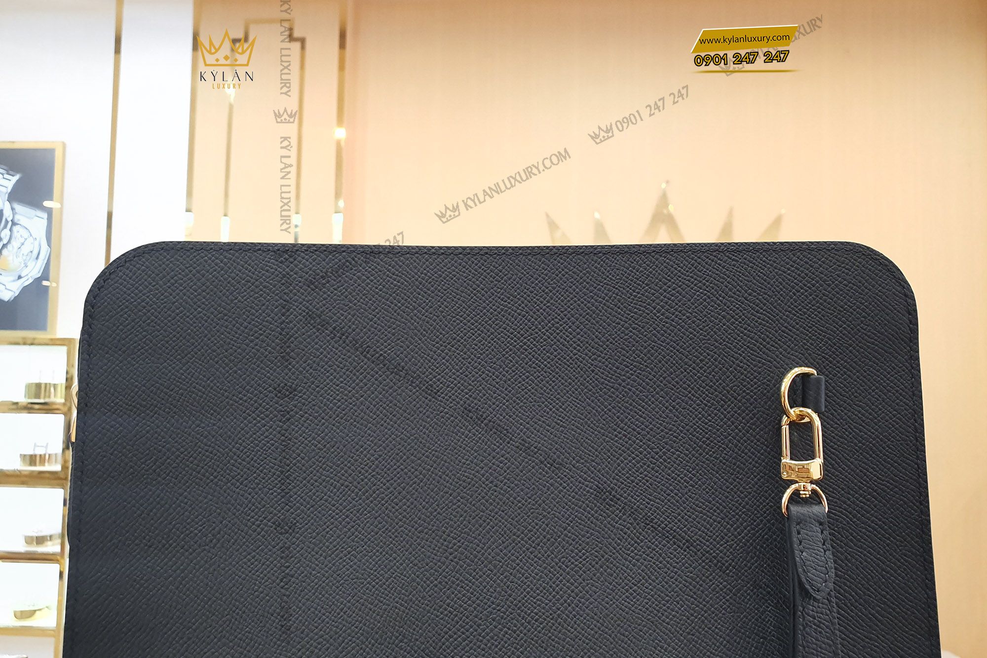 Kỳ Lân Luxury tui clutch da epsom logo lv 1 Túi Clutch da epsom logo LV