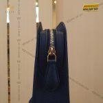 Túi Clutch da epsom logo LV
