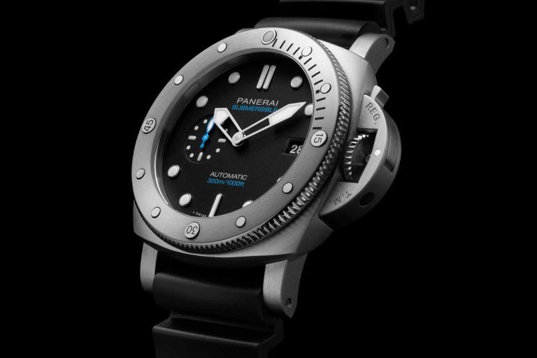 Kỳ Lân Luxury ubmersible quarantaquattro pam01229 1 Bộ sưu tập đồng hồ ấn tượng đến từ Panerai