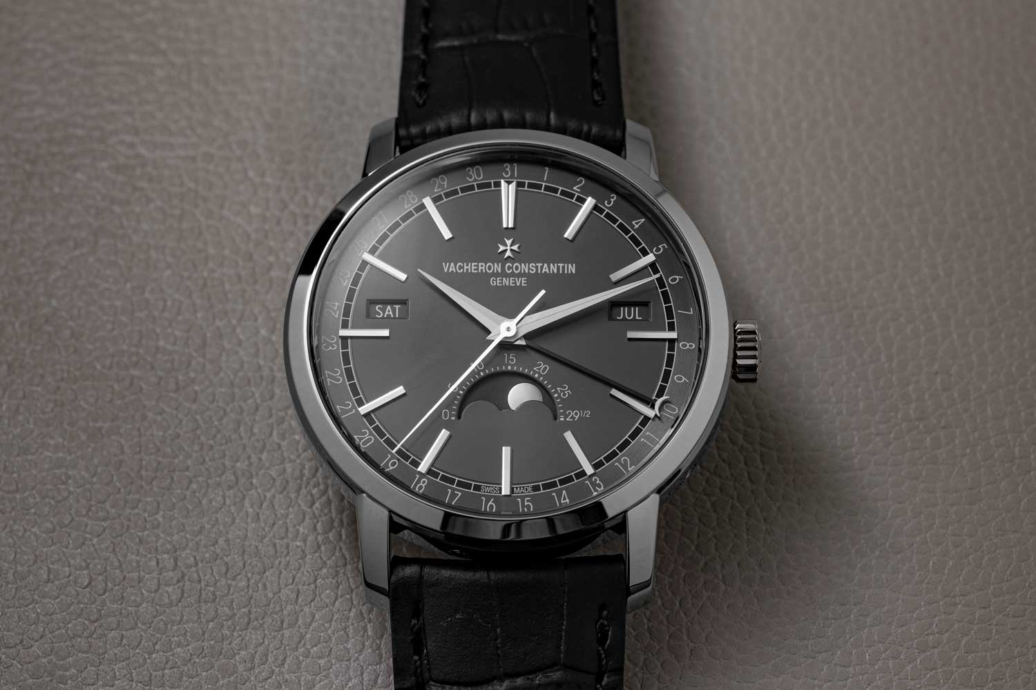 Vacheron Constantin giới thiệu đồng hồ Traditionnelle bằng vàng trắng