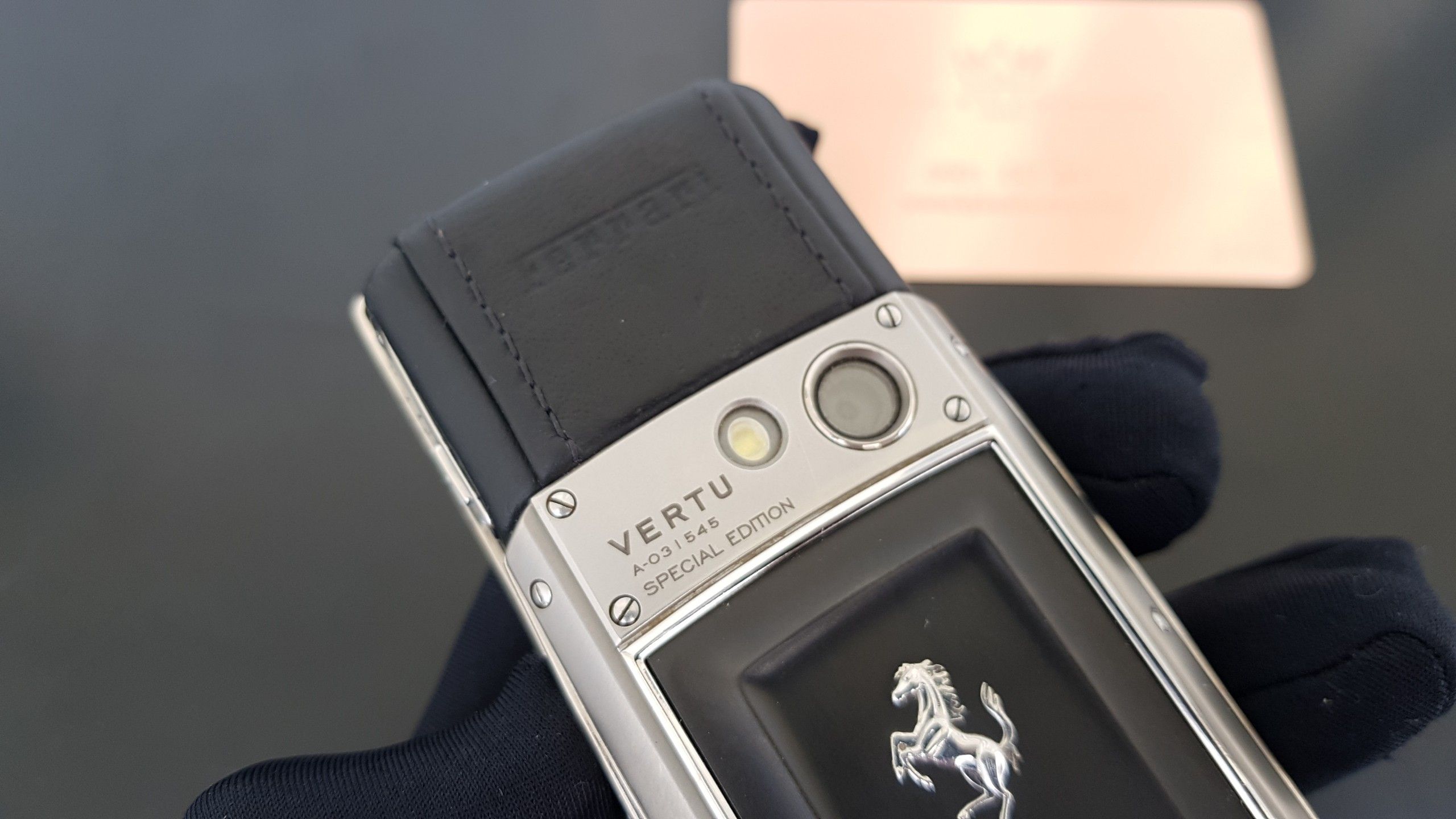 Kỳ Lân Luxury vertu ascent x ferrari limited 14 d41cea78 5311 4d00 a795 4db664a72c8a Vertu Ascent Ti Ferrari Limited