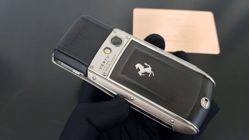 Kỳ Lân Luxury vertu ascent x ferrari limited 16 78836d46 5645 4ea1 a006 b7fc84e0134e 1 Vertu Ascent Ti Ferrari Limited