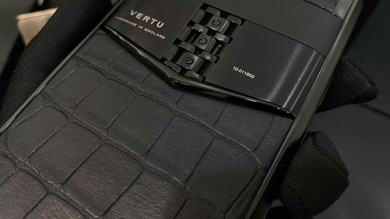 Vertu Aster P Aligator Black