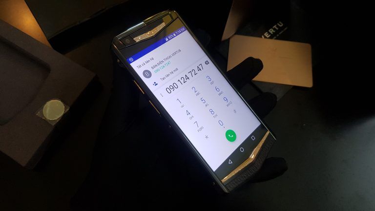 Kỳ Lân Luxury vertu aster p black mix gold diamond 27 2 Thông tin về Vertu Aster P Black New Full Box