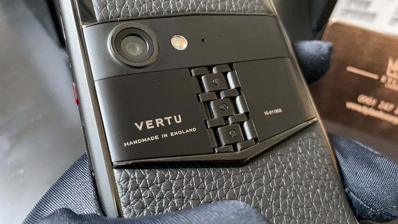 Kỳ Lân Luxury vertu aster p black new 39 jpeg scaled 1 Vertu Aster P Black New