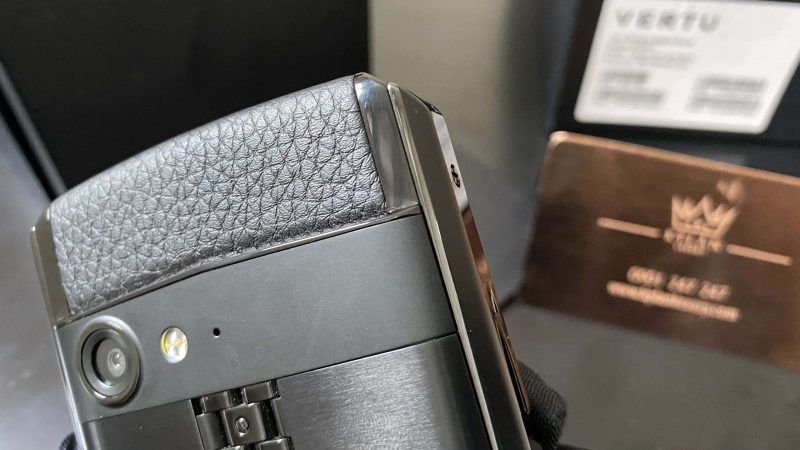 Kỳ Lân Luxury vertu aster p black new 41 jpeg scaled 1 Vertu Aster P Black New