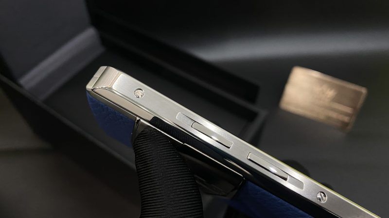 Kỳ Lân Luxury vertu aster p navy blue 9 scaled 1 Vertu Aster P Silver Navy Blue