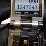 Vertu Ayxta Black điểm vàng