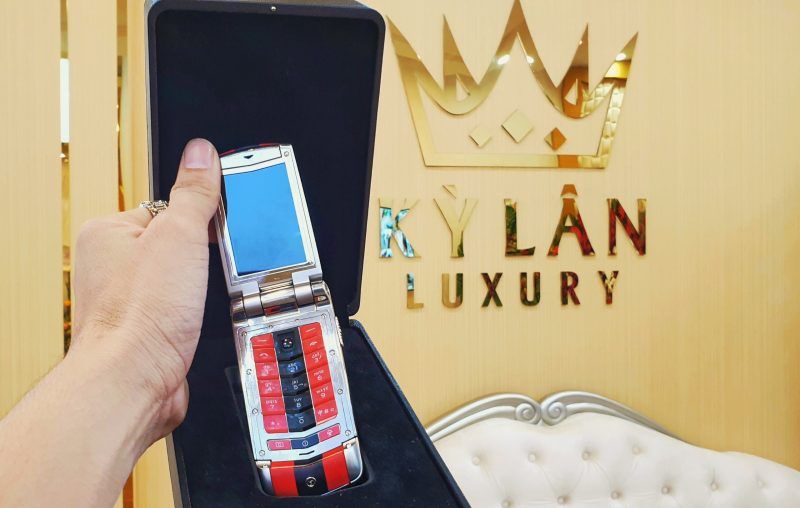 Kỳ Lân Luxury vertu ayxta black red fullbox 3 1 Vertu Ayxta Black Red Fullbox