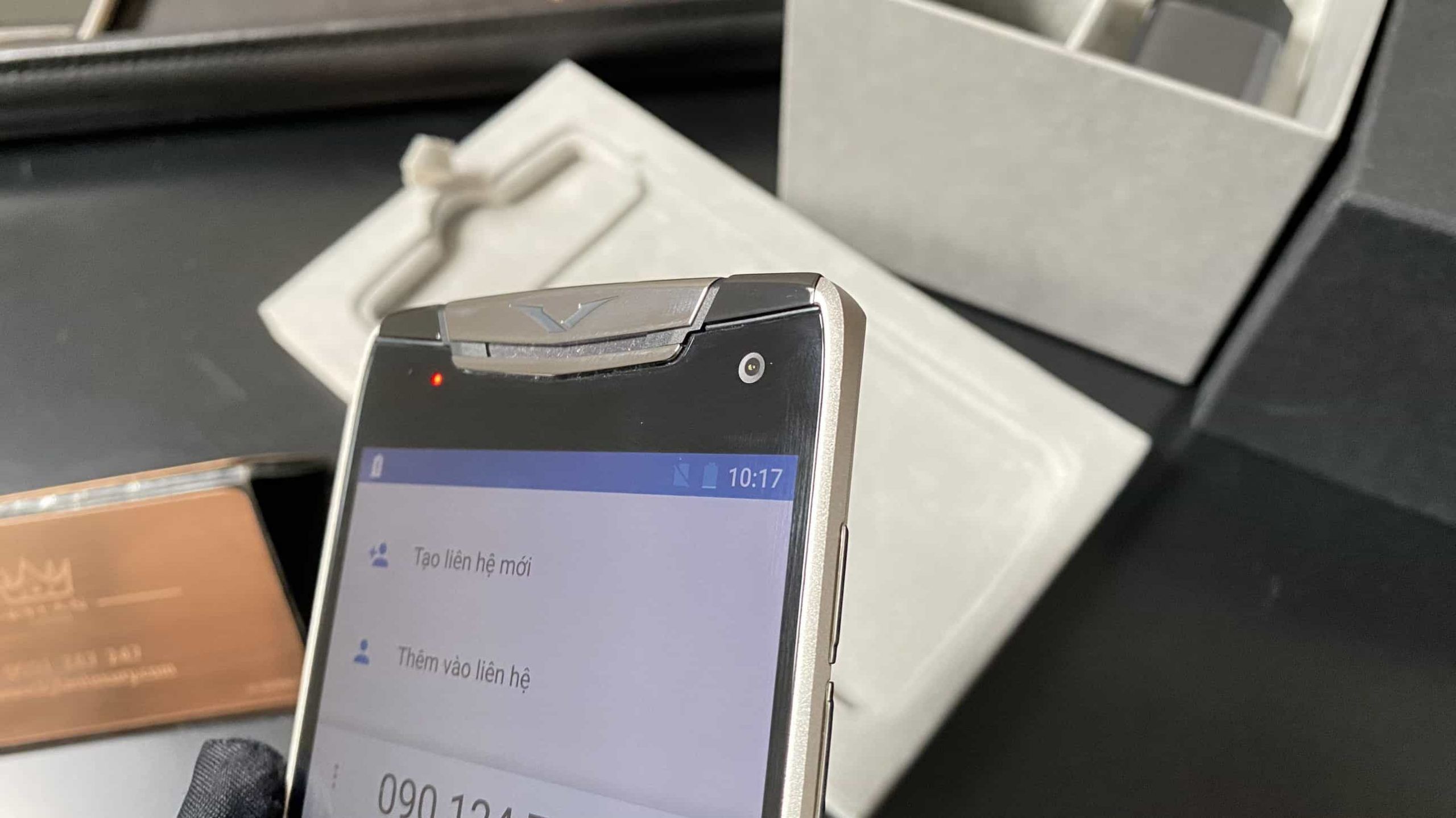 Kỳ Lân Luxury vertu constellation x 2017 gold xanh 15 scaled Vertu Constellation X 2017 Gold Xanh