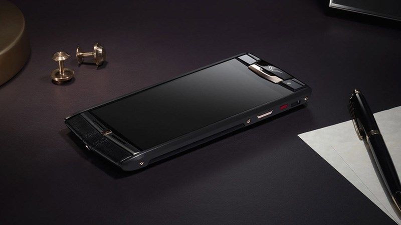 Kỳ Lân Luxury vertu pure jet gold main pic 800x450 1 Các lỗi phần cứng thường gặp khi sử dụng Vertu mà người dùng nào cũng cần biết (Phần 1)