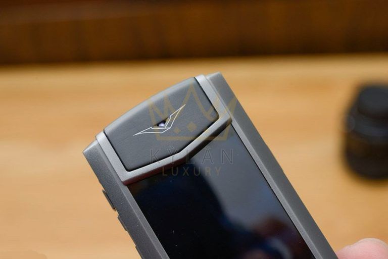 Kỳ Lân Luxury vertu signature s black 2 3 Vertu Signature S Pure Black chiếc máy đỉnh của đỉnh