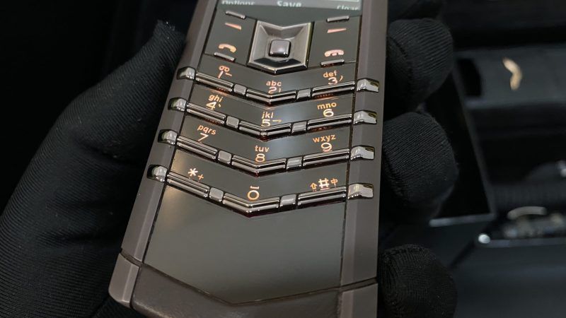 Kỳ Lân Luxury vertu signature s brown full box 18 1 scaled 1 Vertu Signature S Brown Full Box