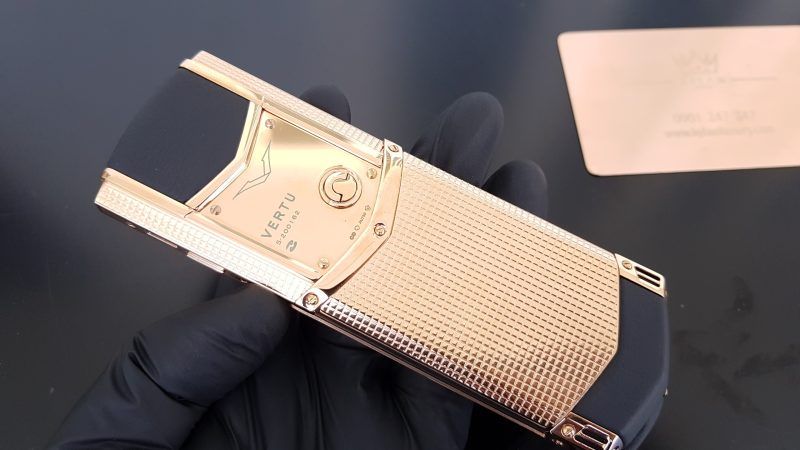 Kỳ Lân Luxury vertu signature s cloud de paris 13 853893f0 1372 4398 920f 18d9da296f48 1 Vertu Signature S Clous De Paris