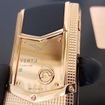 Kỳ Lân Luxury vertu signature s cloud de paris 19 fe17b7f9 eabc 4b3e 927e 06aa1c7b2142 1 Vertu Signature S Clous De Paris