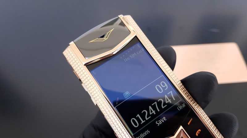 Kỳ Lân Luxury vertu signature s cloud de paris 21 150ef246 43a5 4861 a10f 0c9c16cd05a7 1 Vertu Signature S Clous De Paris