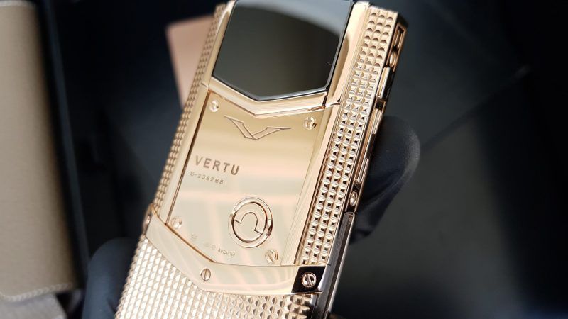 Vertu Signature S Clous De Paris Gold Mix Diamond