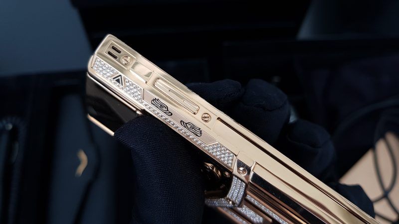 Kỳ Lân Luxury vertu signature s full gold full diamond ziczac fullbox 15 1 Vertu Signature S Full Gold Diamond ZicZac Full Box