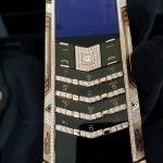 Kỳ Lân Luxury vertu signature s full gold full diamond ziczac fullbox 32 1 Vertu Signature S Full Gold Diamond ZicZac Full Box