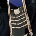 Kỳ Lân Luxury vertu signature s full gold full diamond ziczac fullbox 37 1 Vertu Signature S Full Gold Diamond ZicZac Full Box