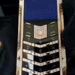 Kỳ Lân Luxury vertu signature s full gold full diamond ziczac fullbox 38 1 Vertu Signature S Full Gold Diamond ZicZac Full Box